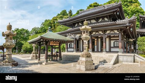 Kannon-do Hall of the Hase-dera temple, called Hase-kannon, Kamakura, Kanagawa Prefecture, Japan ...