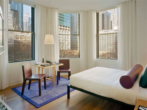 The 18 Best Hotels in Midtown, NYC | Where to Stay in Manhattan