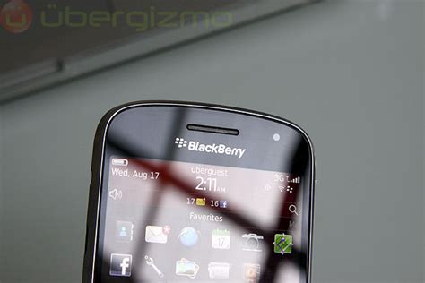 Blackberry Bold 9900 Review | Ubergizmo