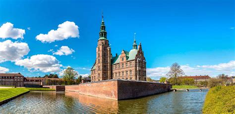 Rosenborg Castle Location - Garret Johnston