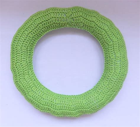 Siona Karen : Free Crochet Pattern: Wreath