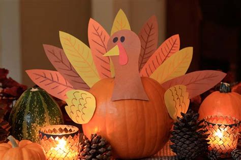 Create a Cute Pumpkin Turkey Centerpiece for Thanksgiving | Marin Mommies