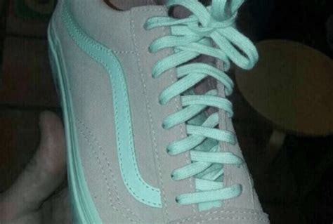 What Color Is This Shoe? The Internet Can't Decide!