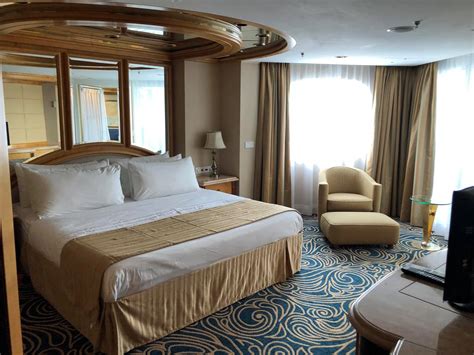 royal caribbean interior room Royal caribbean cruises now lets guests ...