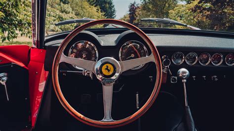 Ferrari 250 SWB GTO Interior Layout & Technology | Top Gear