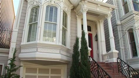 'Full House' neighbors fed-up with Tanner-family visitors | 6abc.com