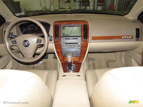 2006 Cadillac STS V8 Cashmere Dashboard Photo #37994049 | GTCarLot.com