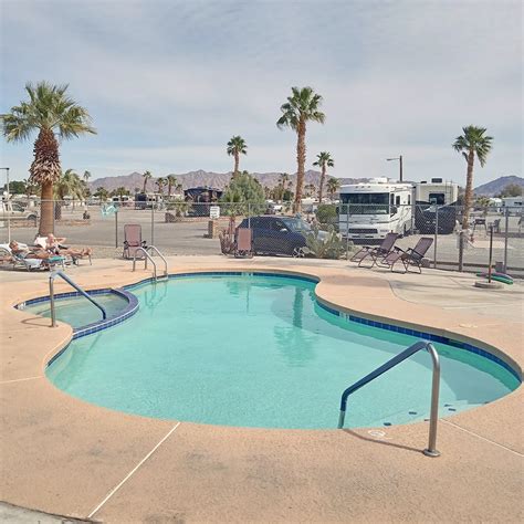 RV Park Amenities | The Caravan Oasis 55+ RV Park | Yuma, AZ