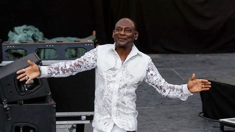 George Brown of Kool & the Gang Dies at 74 - The New York Times