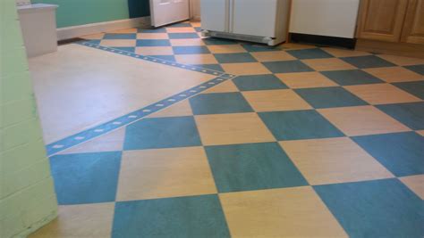 Flooring Ideas, Black And Brown Checkerboard Marmoleum Linoleum Kitchen ...