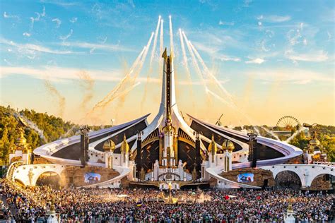 Tomorrowland Reveals Amazing Full 2024 Lineup - EDMTunes