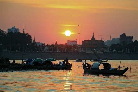 Phnom Penh Sunset Cruise on the Mekong 2024