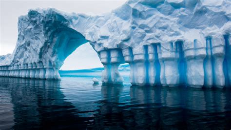 Iceberg en el mar de Antártida Fondo de pantalla 4k HD ID:3785