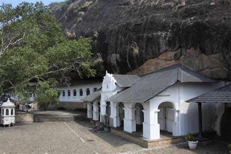 Dambulla Cave Temples, Sri Lanka, 2010 | From Wikipedia: Dam… | Flickr