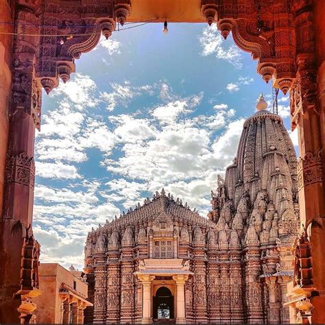 Taranga Jain temple, Gujarat (India), 11th century : r/ArchitecturePorn