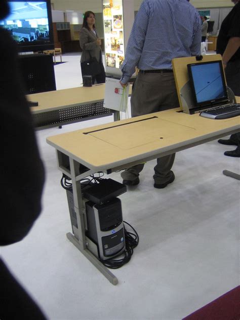 Bretford | Bretford computer desk showing one computer insid… | Flickr