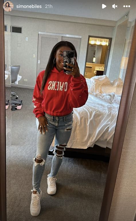 Simone Biles Wears Red ‘Owens’ Hoodie With Nike Air Force 1 Sneakers – Footwear News