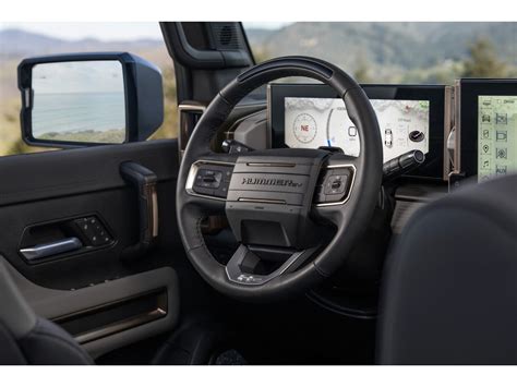 2024 GMC Hummer EV SUV: 58 Interior Photos | U.S. News