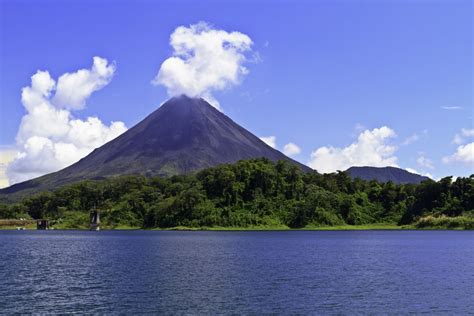 Costa Rica Volcanoes: Visit These 5 Active Volcanic Spots (with Map and Images) - Seeker