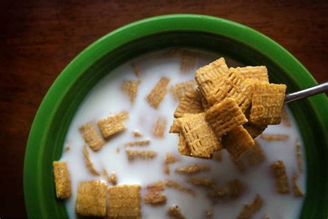 9 High Fiber Cereals To Keep You Regular | High fiber cereal, Fiber cereal, High fiber breakfast