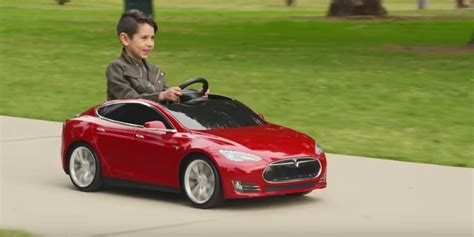 Tesla Introduces Model S Toy Car For Really Rich Kids - wallpapergif