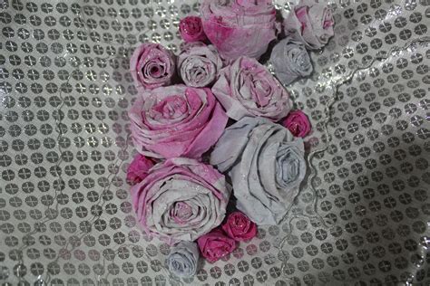 Crepe Paper Roses - Ribbons to Pastas