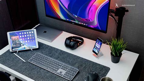 Best Office Desktop Accessories for Practicality & Fun in 2021 | Office desktop, Desktop ...