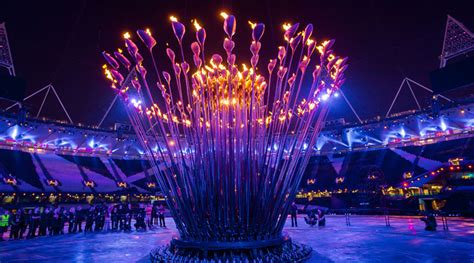 10 Incredible Photos of the Olympic Cauldron » TwistedSifter