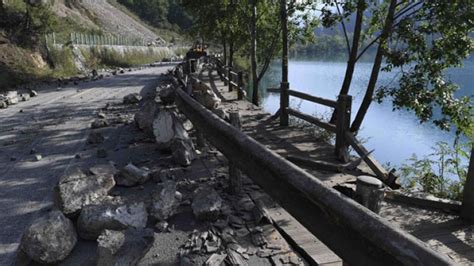 Jiuzhaigou Earthquake - China Plus