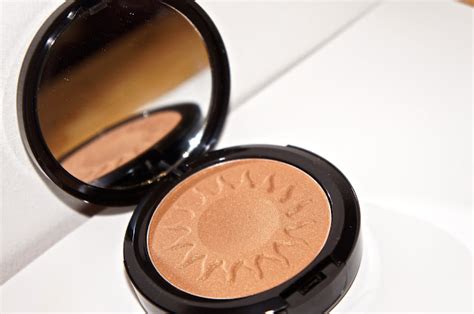 Yolanda G: IMAN Cosmetics Review & Ingredients- Sheer Finish Bronzing Powder, Second to None ...