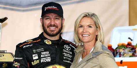 Crowd gives standing ovation to Martin Truex Jr.’s ex-girlfriend Sherry ...