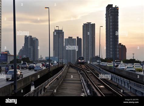 Bangkok subway hi-res stock photography and images - Alamy