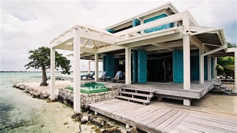 Posts from January 2014 on Tuvalu Home | Beach bungalow exterior, Beach ...