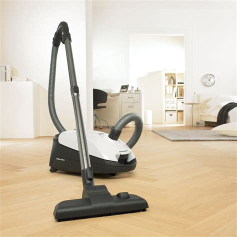 Should You Buy A Cordless or Corded Vacuum Cleaner? (Guest Author)