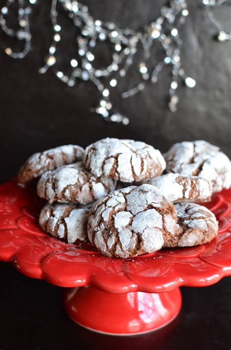 Playing with Flour: Nutella-hazelnut crinkle cookies...'Tis the season!