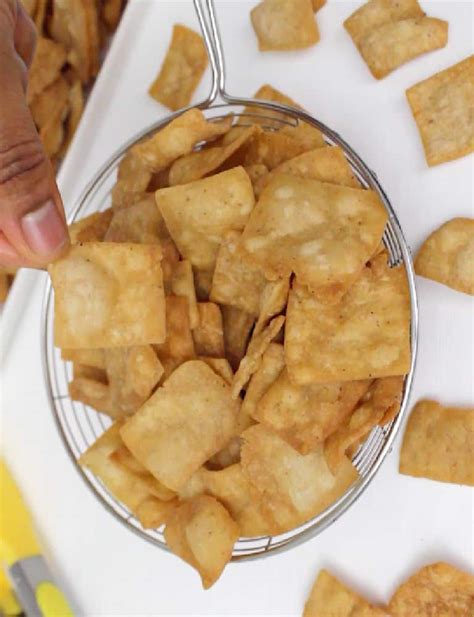 Crunchy Chin Chin Recipe - Yummieliciouz