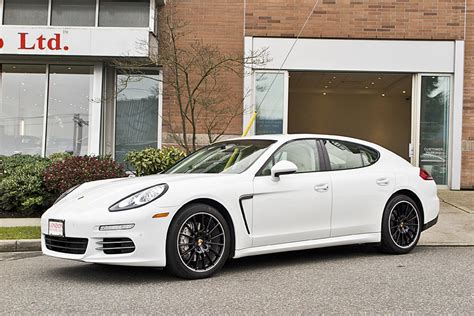 Porsche 2014 Panamera 4S - London Motorcars