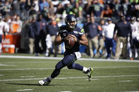 Pittsburgh Steelers vs. Seattle Seahawks: Russell Wilson INT film study ...