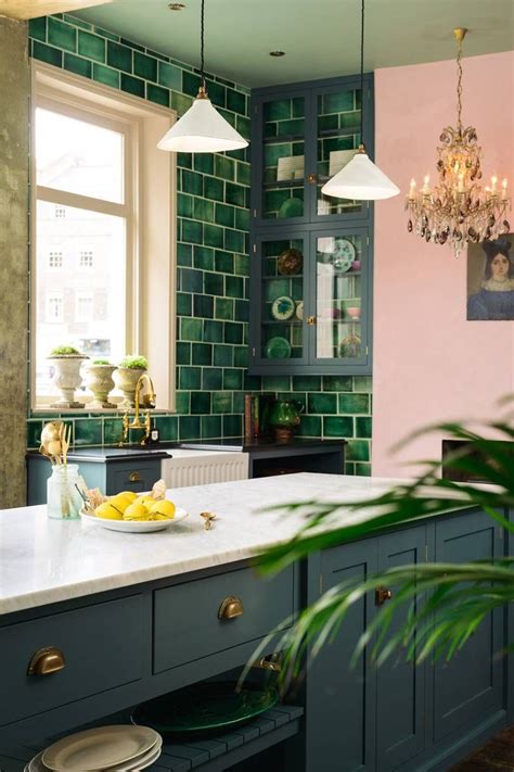 Kitchen Case Study: combining colours | Interior design kitchen, Green kitchen decor, Kitchen ...