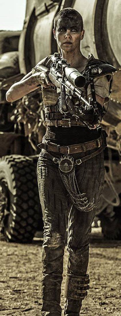 Pin em furiosa costume