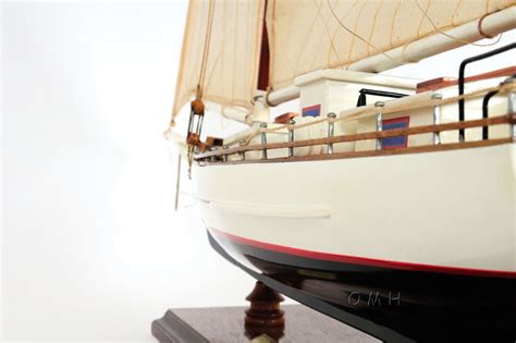 Assembled Wood Skipjack Chesapeake Bay Model Boat – SEA GIFTS