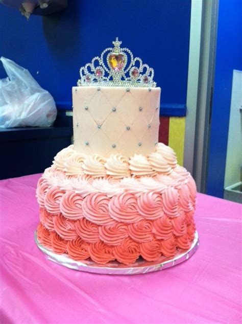 Tiara Cake - CakeCentral.com