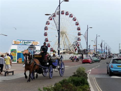 Great Yarmouth South Beach - Photo "Great Yarmouth South Beach Parade" :: British Beaches