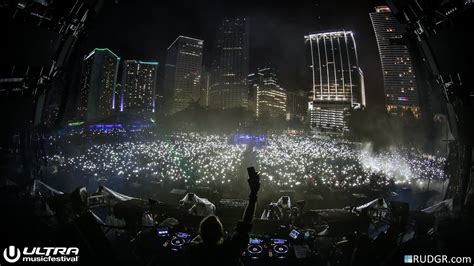 David Guetta Miami Ultra Music Festival 2016 - YouTube