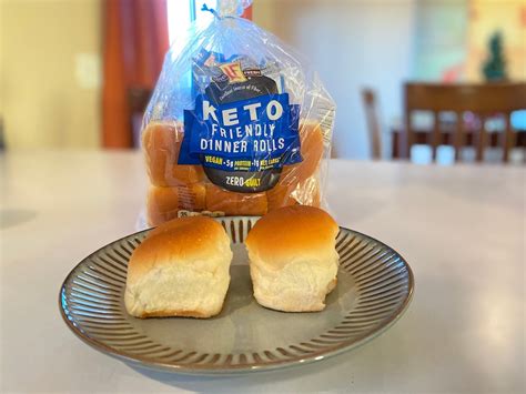 ALDI Keto Bread, Bagels, & Rolls are Cheap & Actually Taste Good