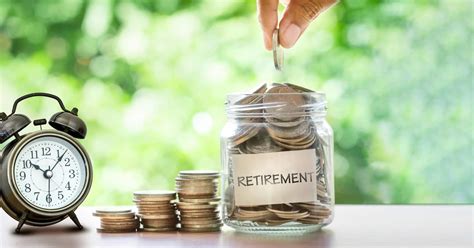 What tax benefits are available on savings for retirement?