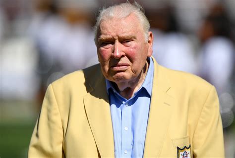 John Madden Death: NFL World Mourns Legendary Coach, Broadcaster | IBTimes