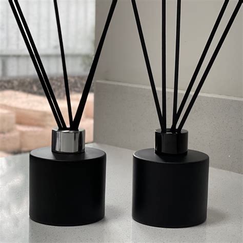 Black Reed Diffuser Bottle Refillable Matte Black Diffuser - Etsy