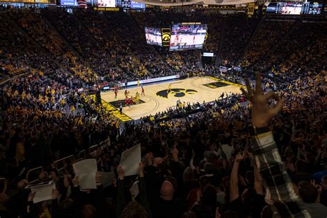 Carver-Hawkeye Arena – University of Iowa Athletics