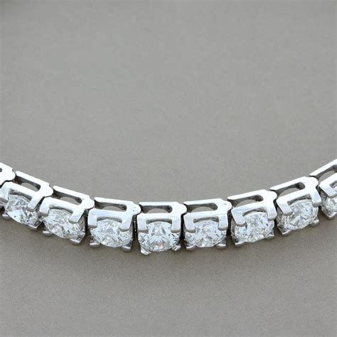 Round Cut Diamond Gold Tennis Bracelet For Sale at 1stDibs